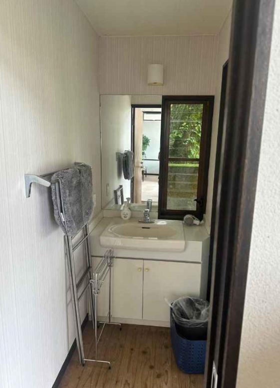 シャレー Itomic L - View -